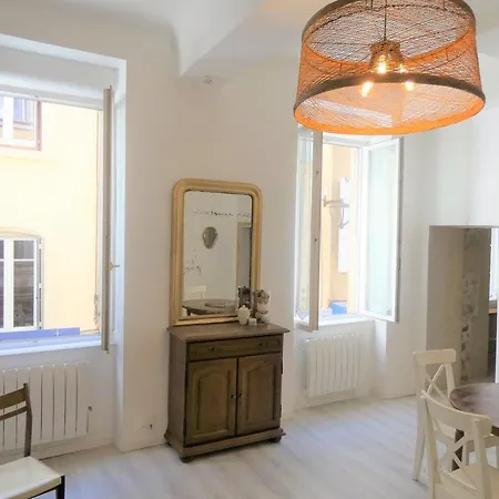 Elegant In Historic Center Of * Tournon-sur-Rhone