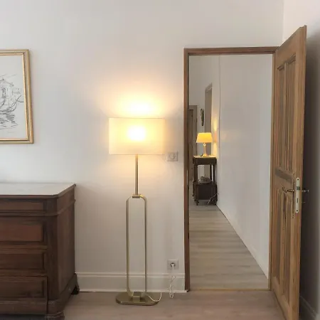 Elegant In Historic Center Of Tournon-sur-Rhone