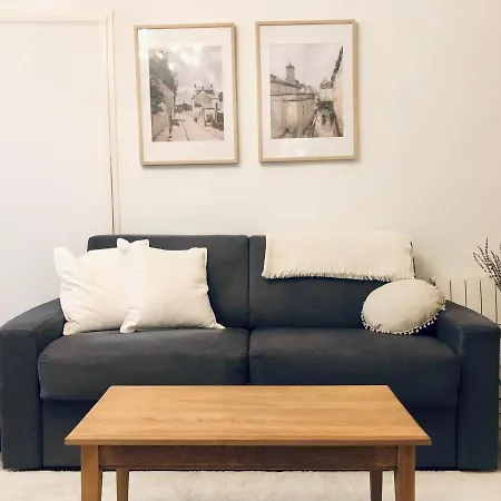 Elegant In Historic Center Of Tournon-sur-Rhone