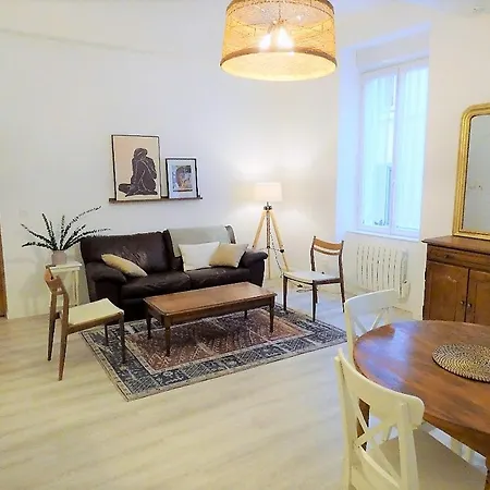 Apartment Elegant In Historic Center Of Tournon-sur-Rhone